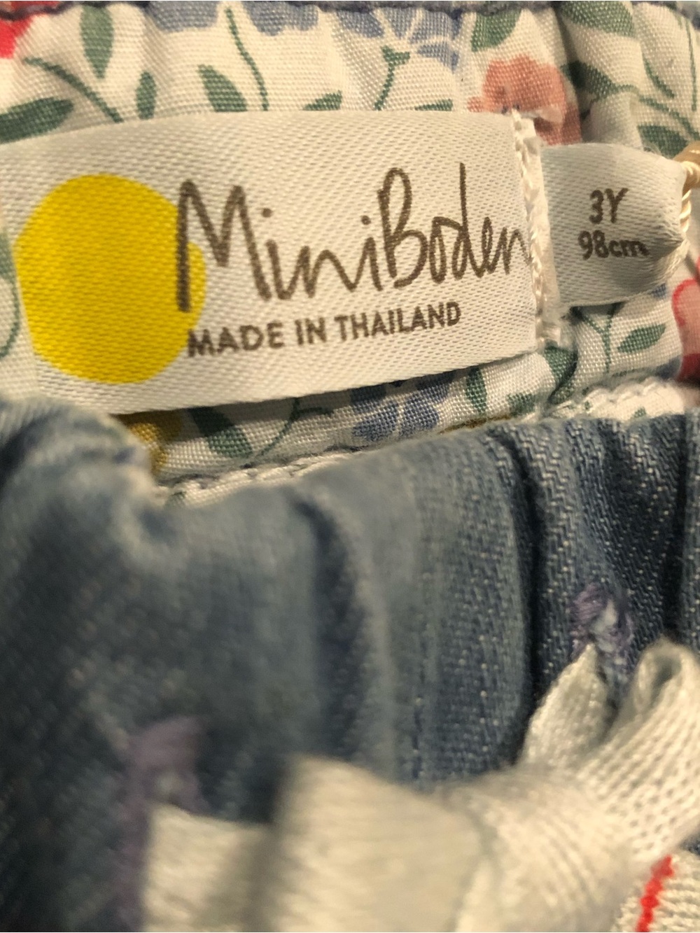 Mini Boden polkadot jeans nwt, size 3Y - Picture 3 of 4